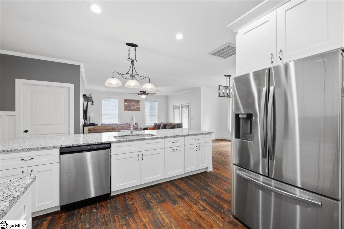 1601 E Saluda Lake Road, Greenville SC 29611