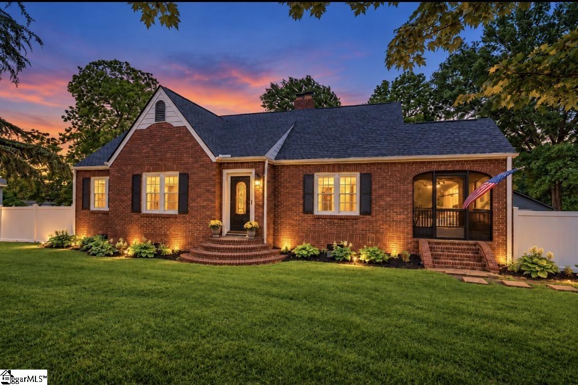 709 W Main Street, Pickens SC 29671