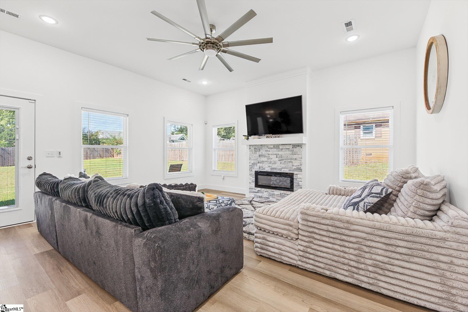 Photo 3 of Single family home for sale at 232 Norris Rd, Spartanburg, SC 29303 | MLS# 1604282 | Listing updated on 2026-09-21