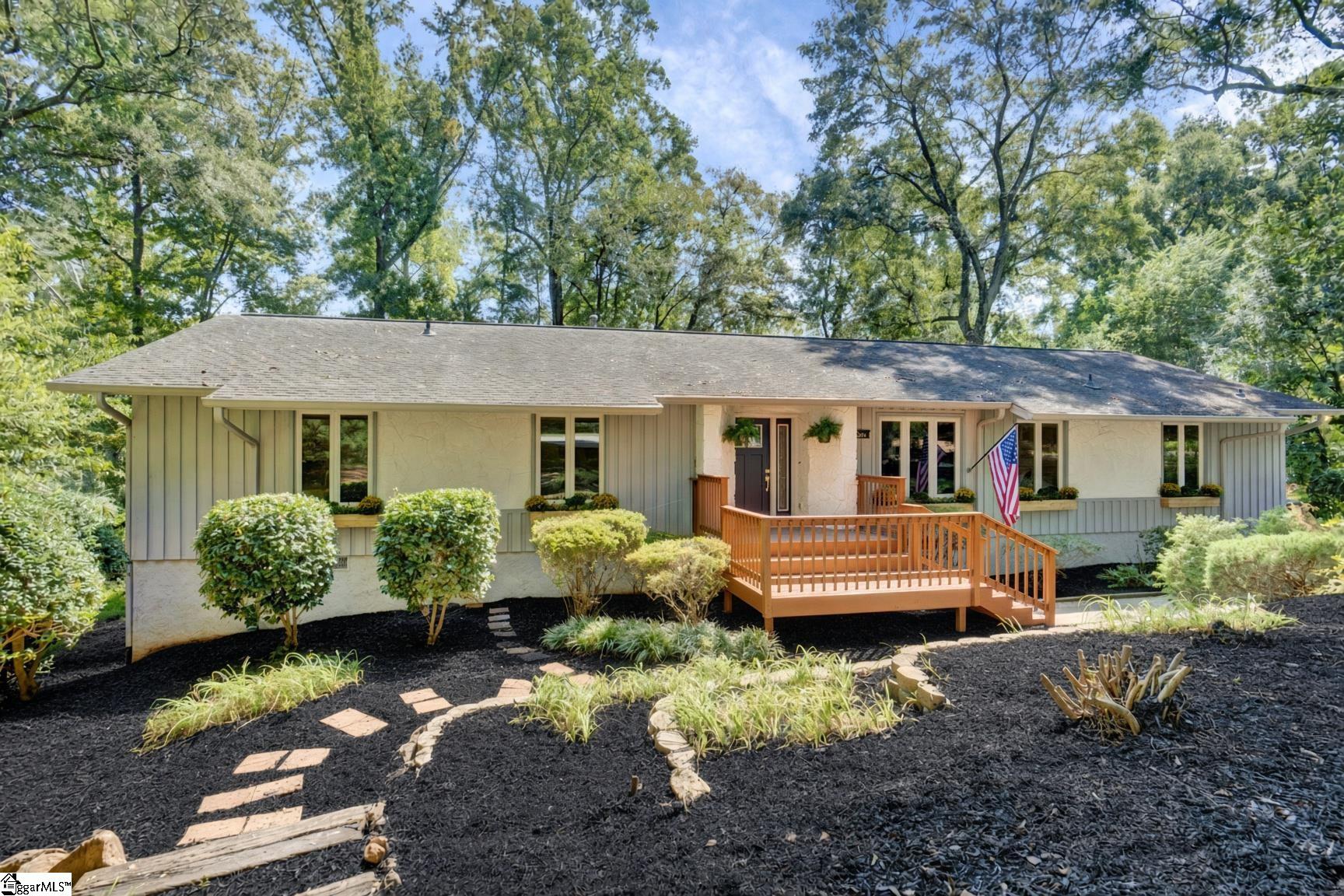 Single family home for sale at 204 Fishbrook Way, Simpsonville, SC 29681 | MLS# 1604284