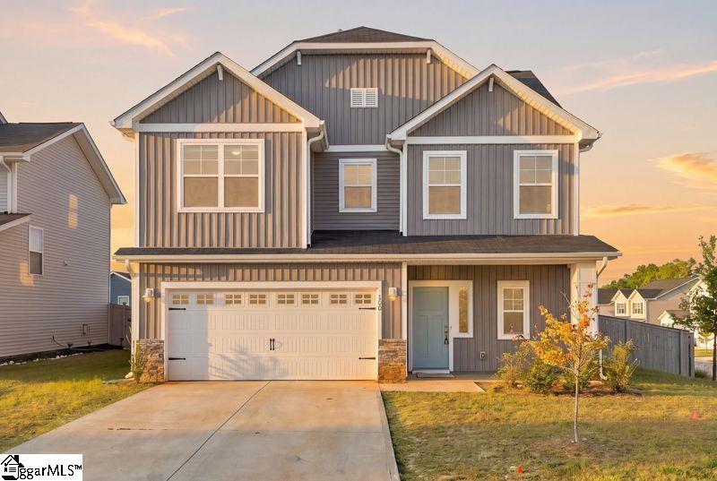 Single family home for sale at 100 White Dutch Ln, Greenville, SC 29607 | MLS# 1604285