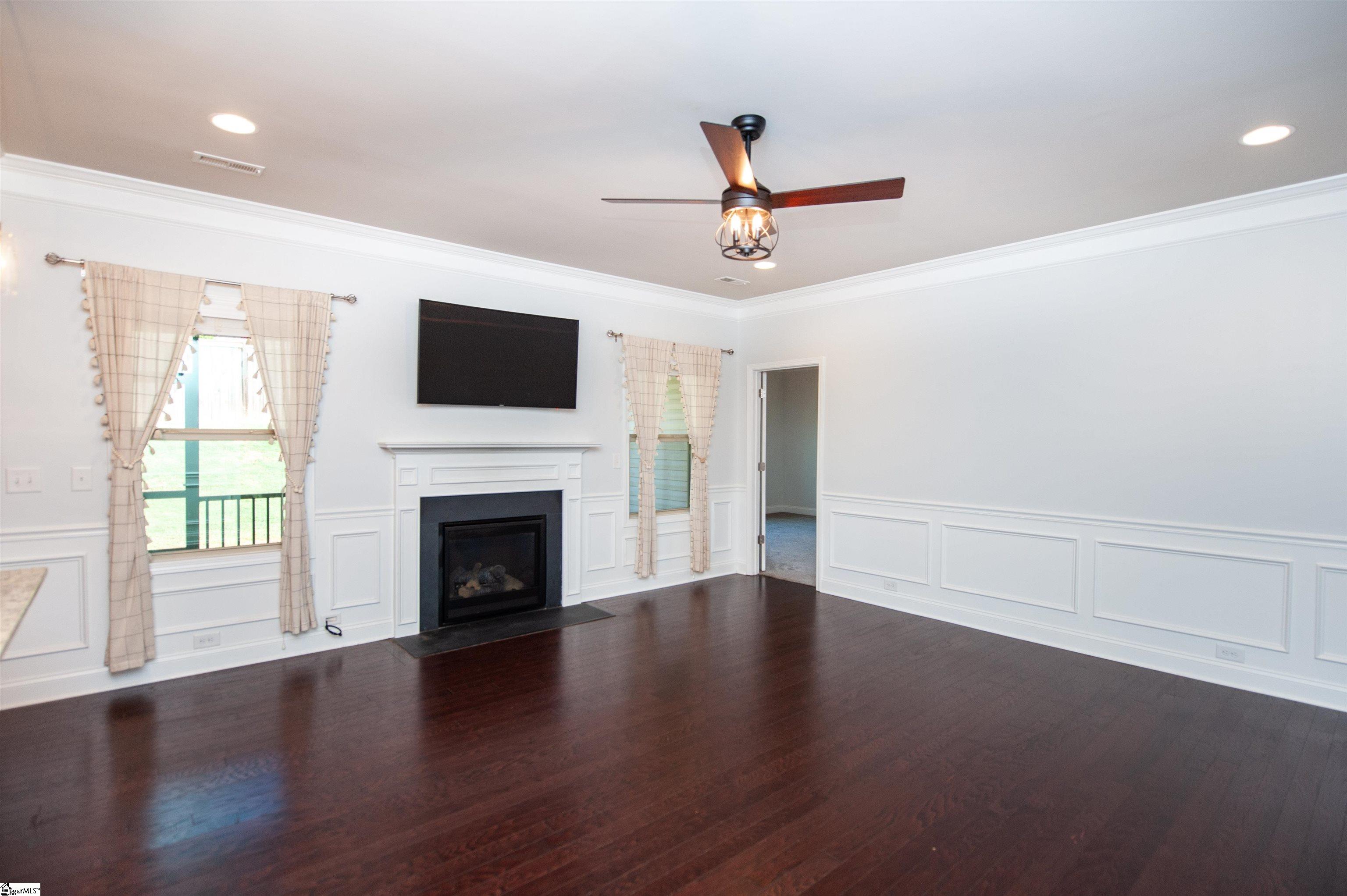 454 Wolfbend Road