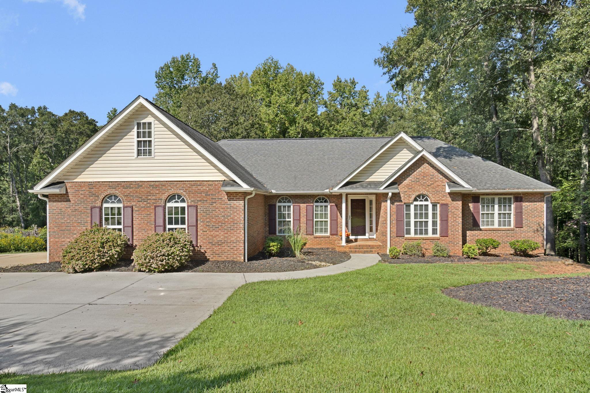 Single family home for sale at 107 Westberrys Crk Rd, Duncan, SC 29334 | MLS# 1604497