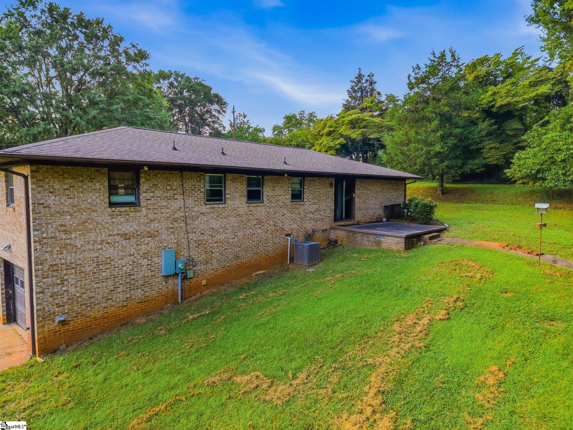 108 Apple Drive