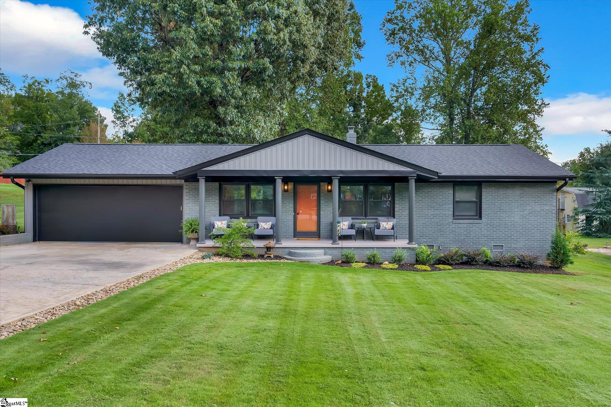 201 Carolyn Road