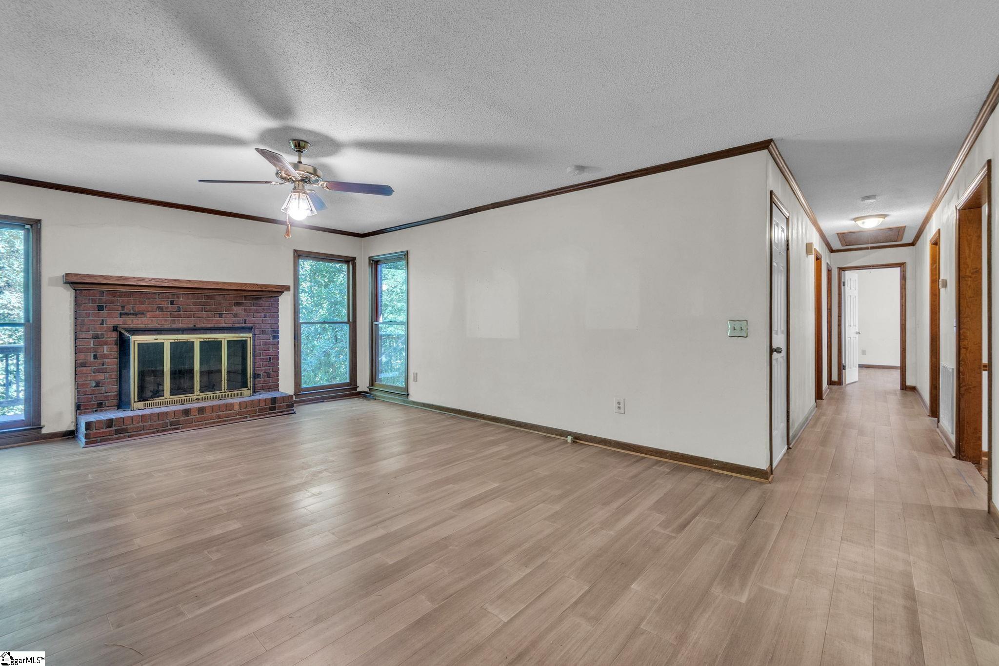 Photo 2 of Single family home for sale at 222 Hunters Woods, Simpsonville, SC 29680 | MLS# 1604620 | Listing updated on 2026-09-25