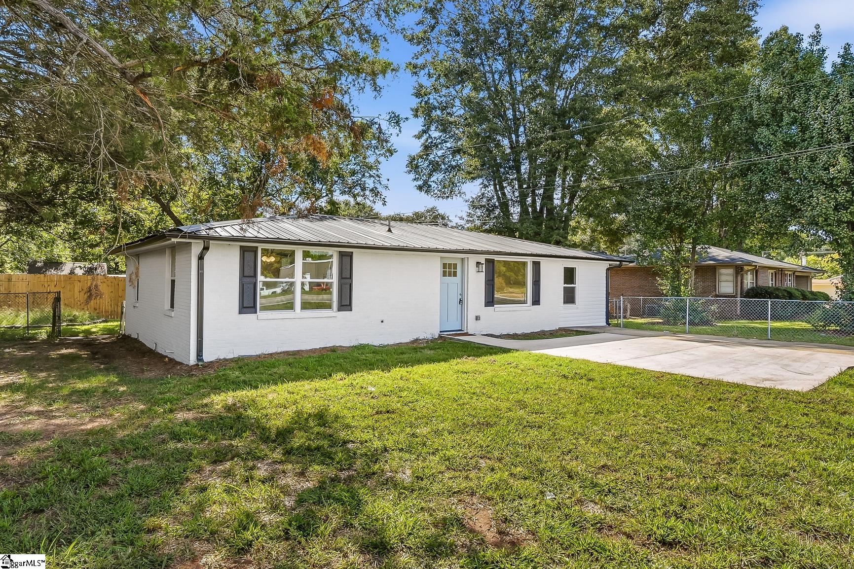 7 Beaverdam Road