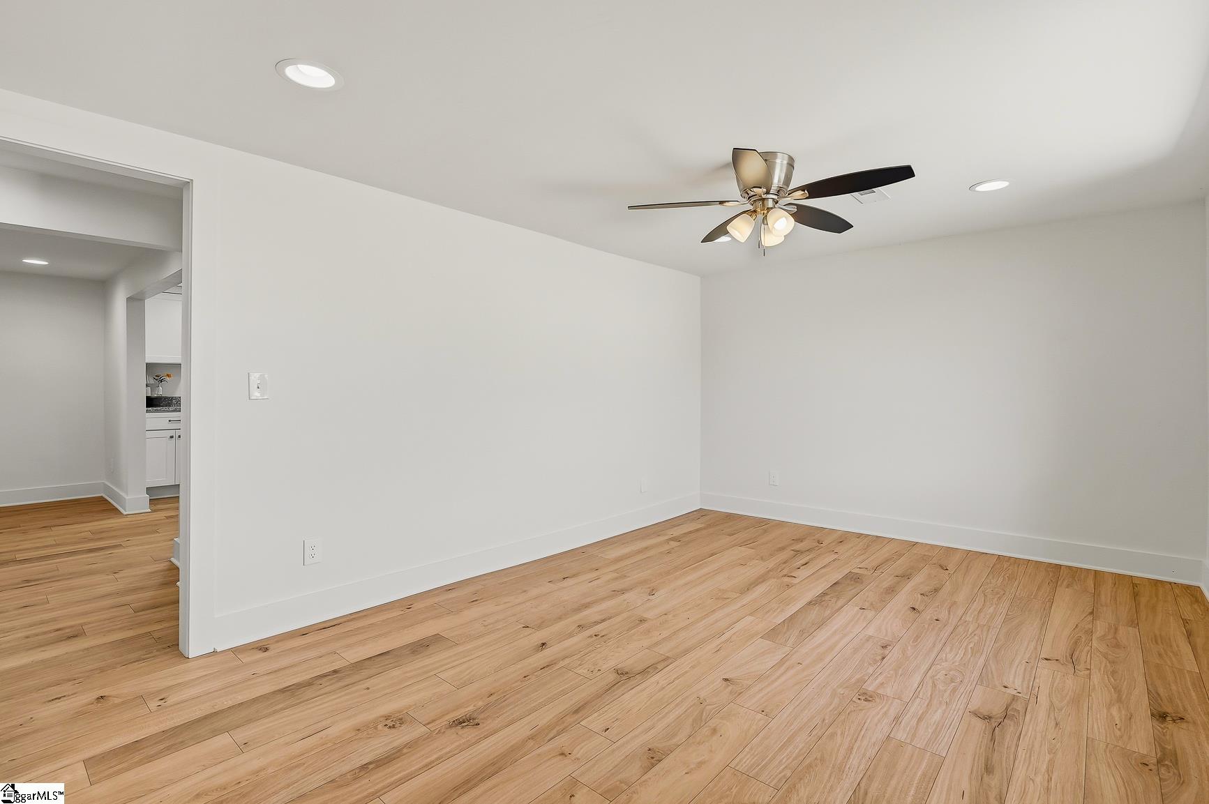 7 Beaverdam Road
