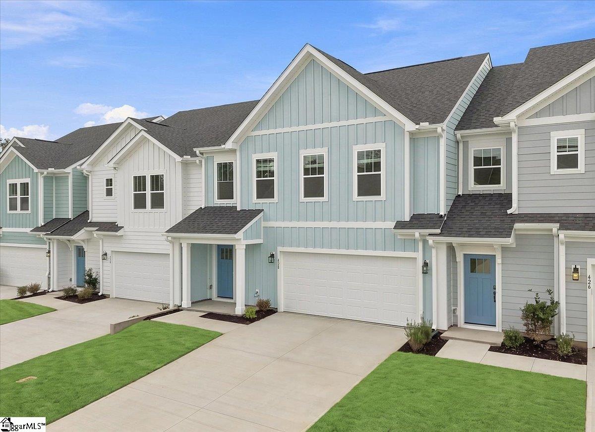 428 Crestcreek Drive