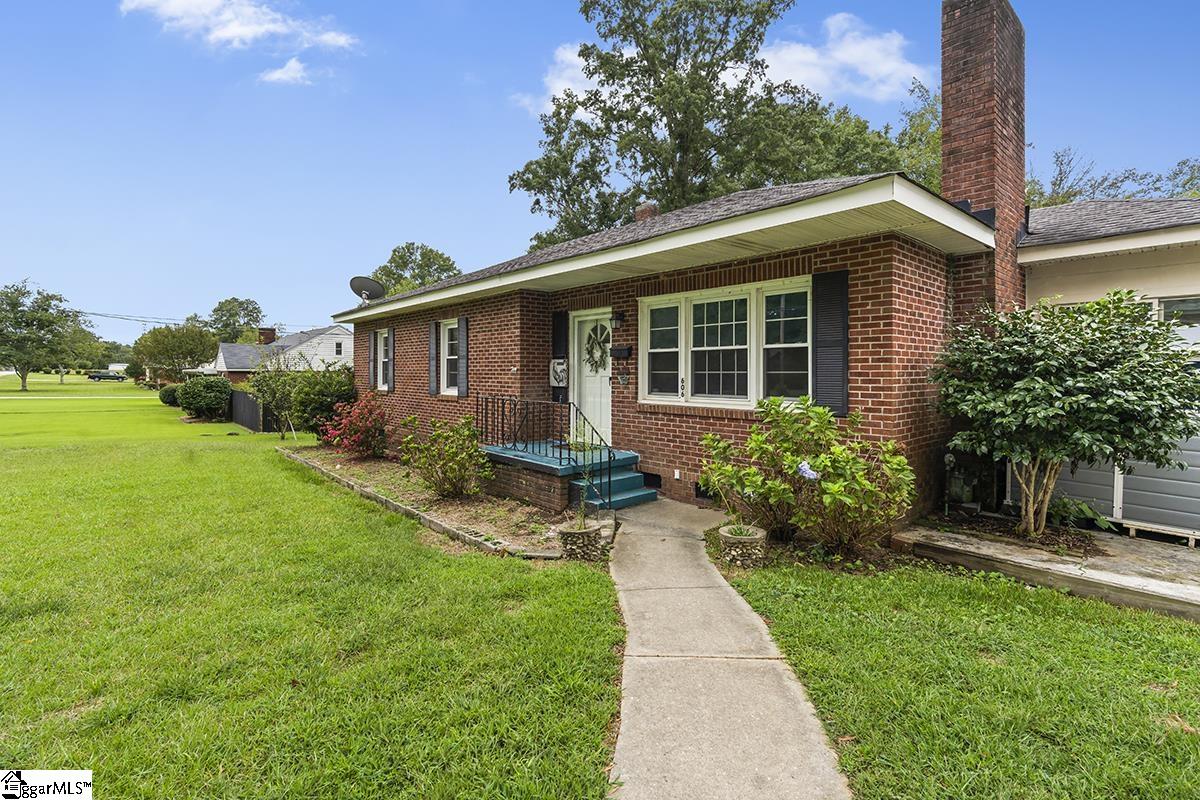 606 Cedar Street