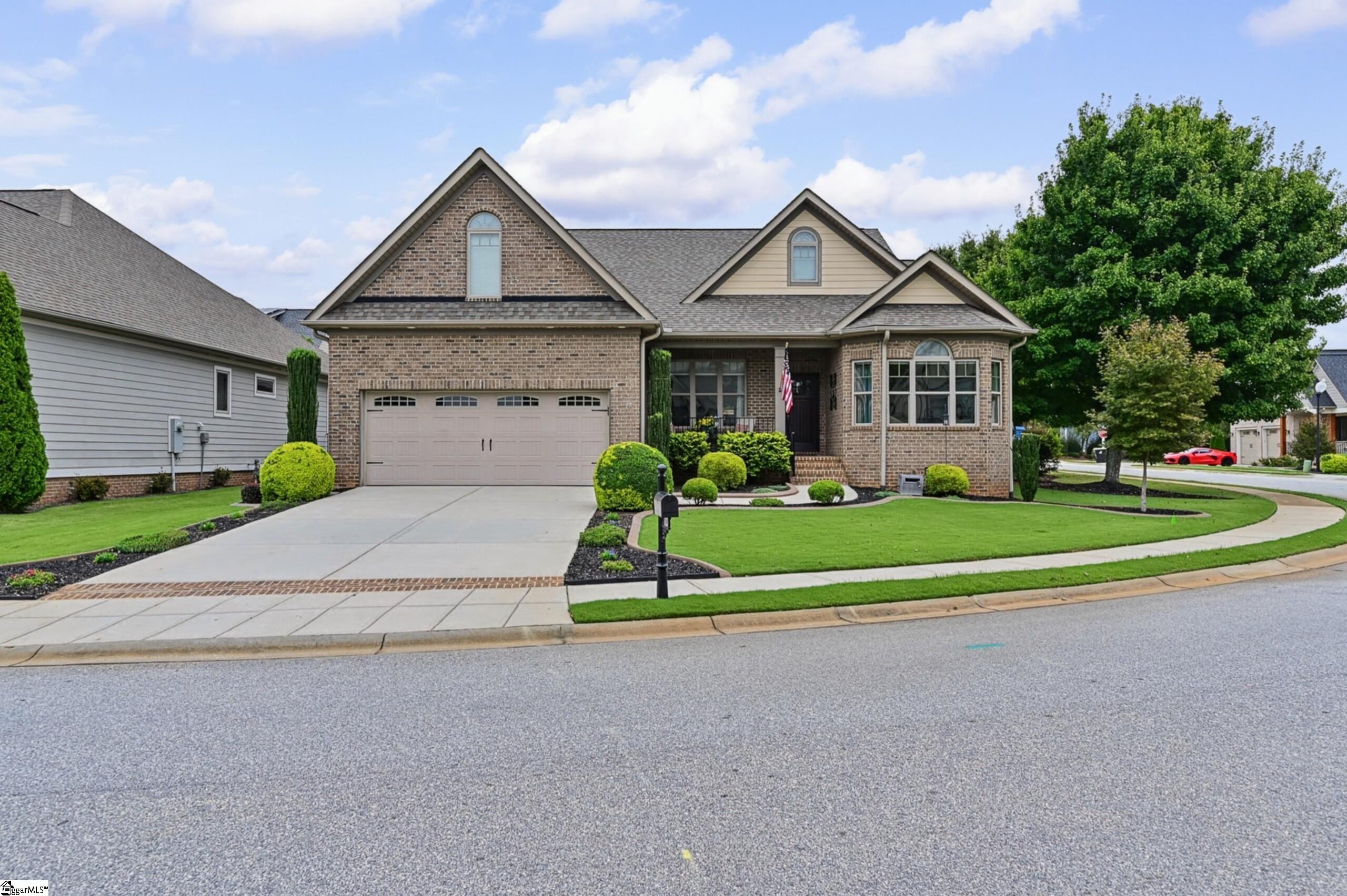 Photo 1 of Single family home for sale at 312 Laguna Ln, Simpsonville, SC 29680 | MLS# 1604678 | Listing updated on 2026-09-24