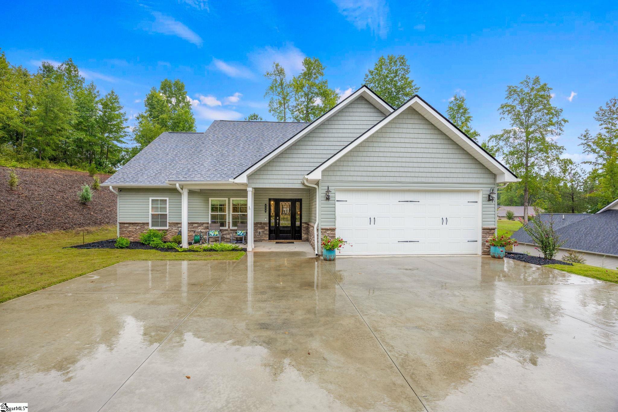475 Twin View Drive