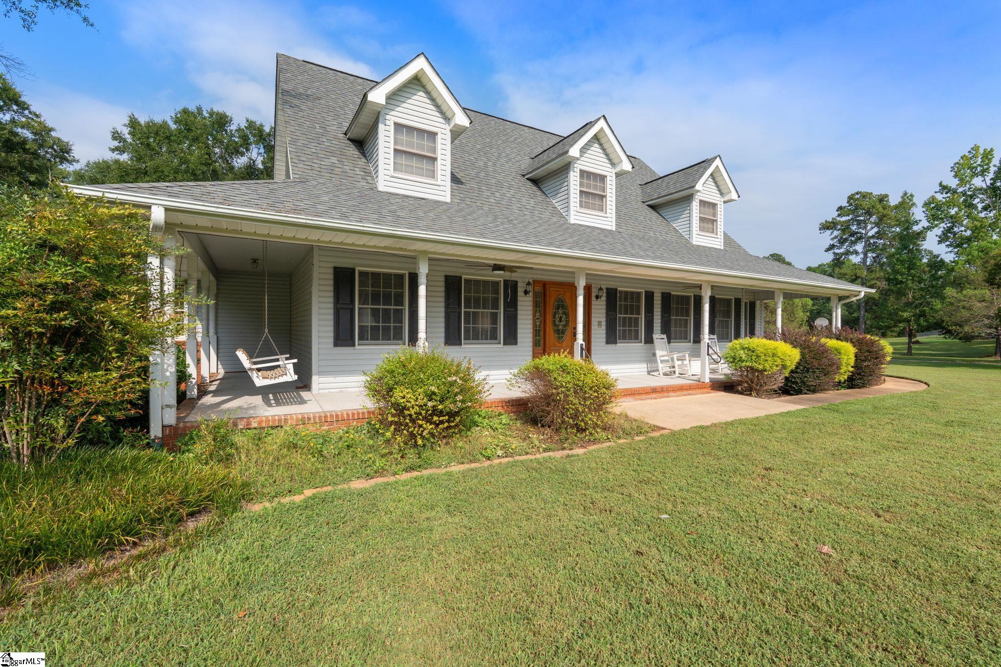 1100 Pine Knoll