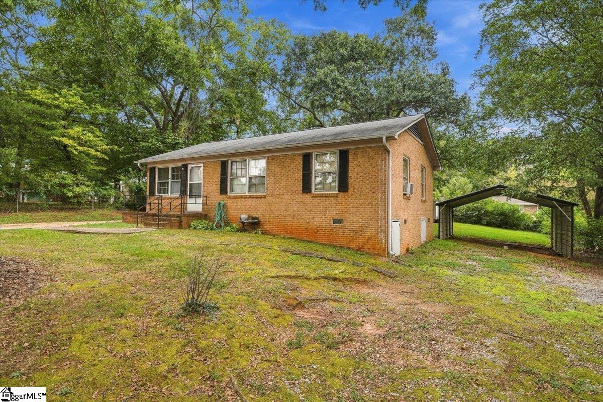 Photo 2 of Single family home for sale at 103 Beth St, Greer, SC 29651 | MLS# 1604976 | Listing updated on 2026-09-25