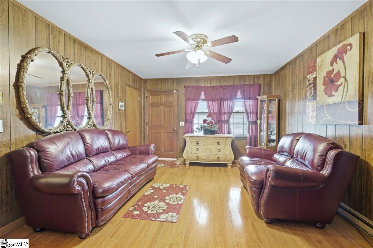 Photo 4 of Single family home for sale at 103 Beth St, Greer, SC 29651 | MLS# 1604976 | Listing updated on 2026-09-25
