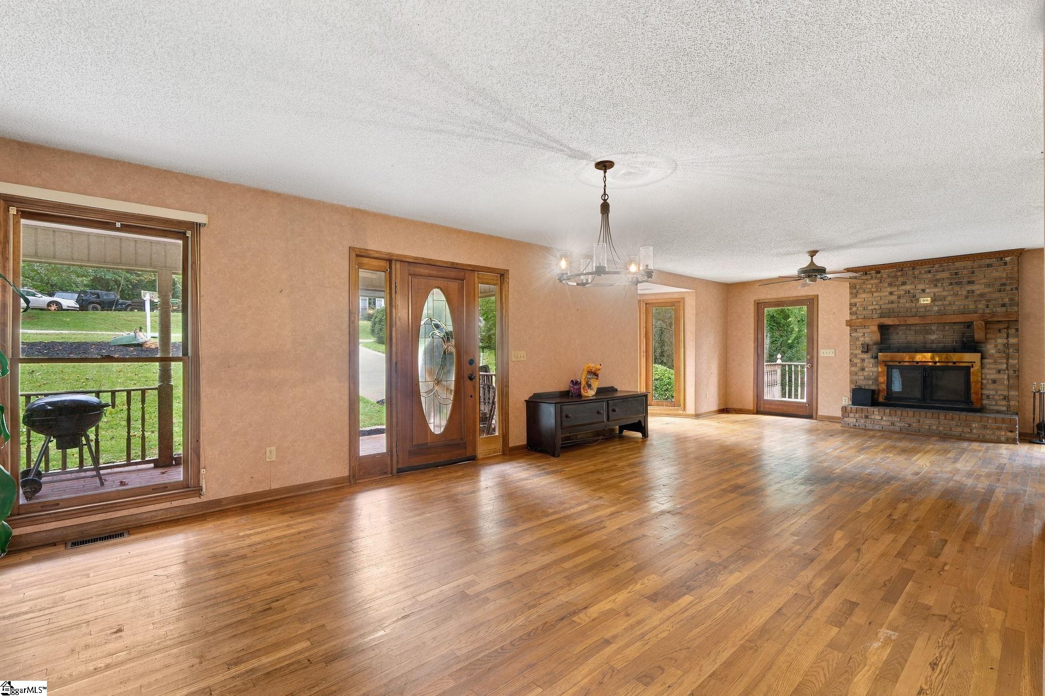 133 Pinetree Lane