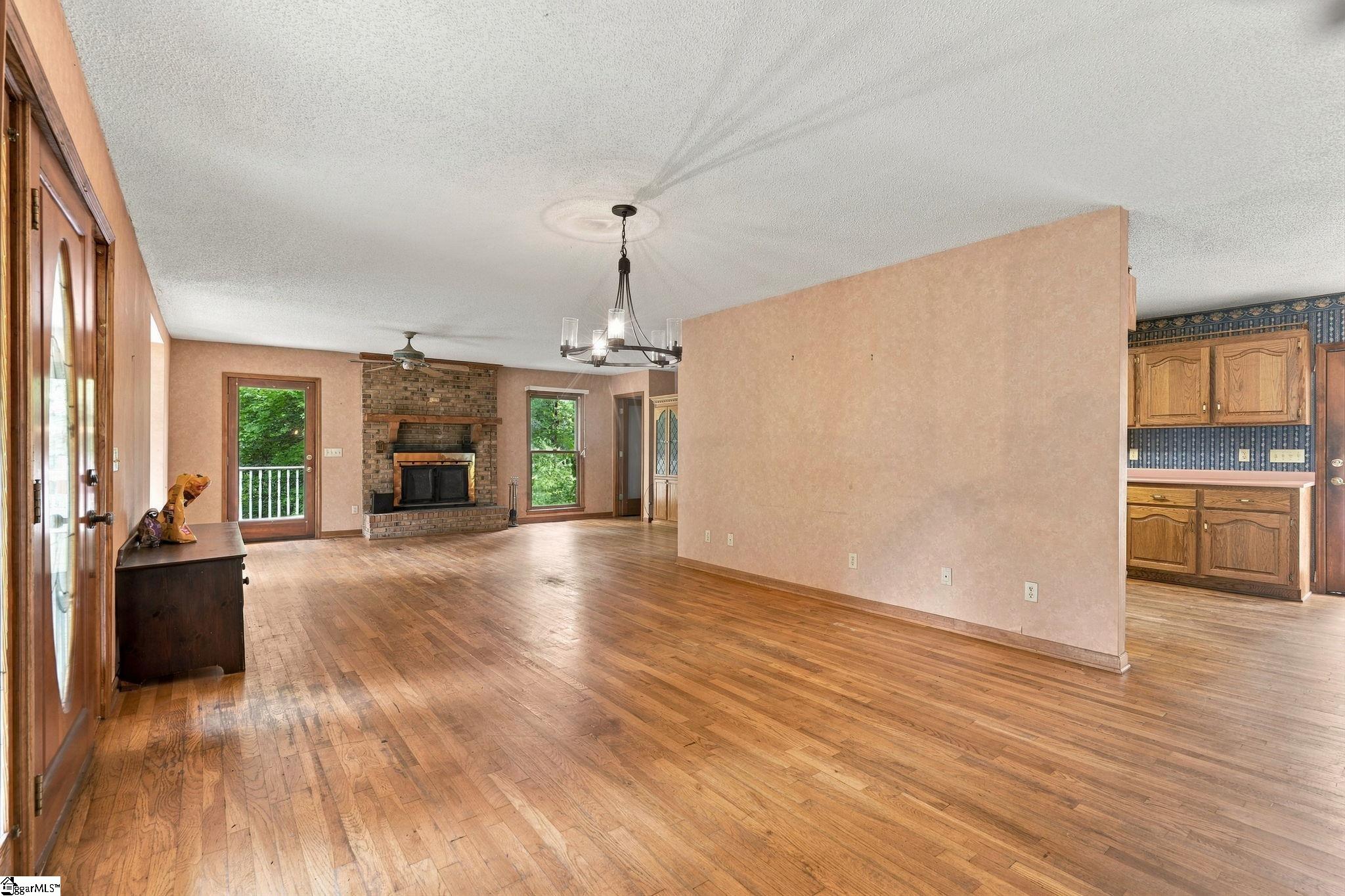 133 Pinetree Lane