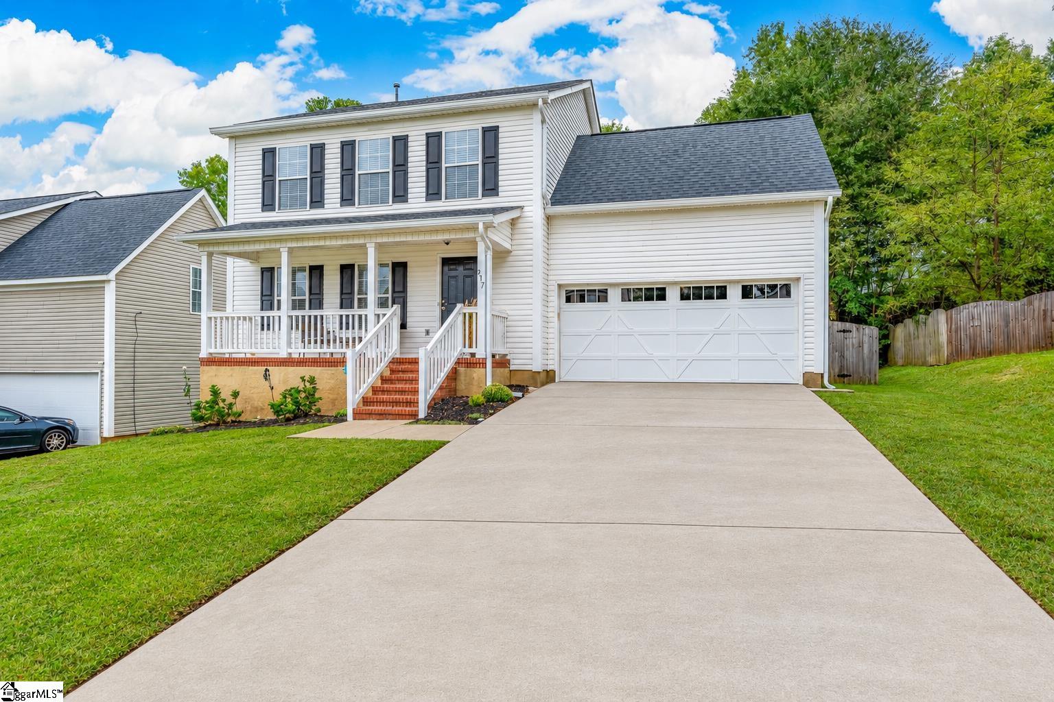 Photo 1 of Single family home for sale at 317 Hampton Ridge Dr, Greer, SC 29651 | MLS# 1605007 | Listing updated on 2026-10-05