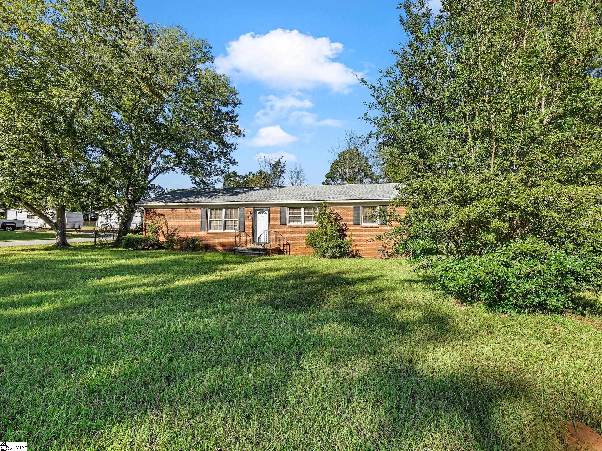 435 Summerland Drive