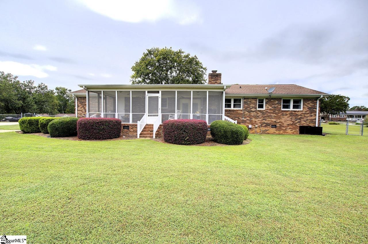 13 Dacus Drive