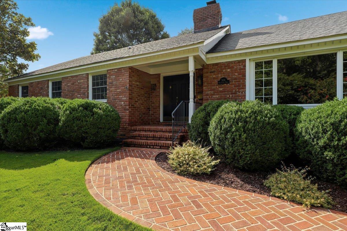 306 Beechwood Drive