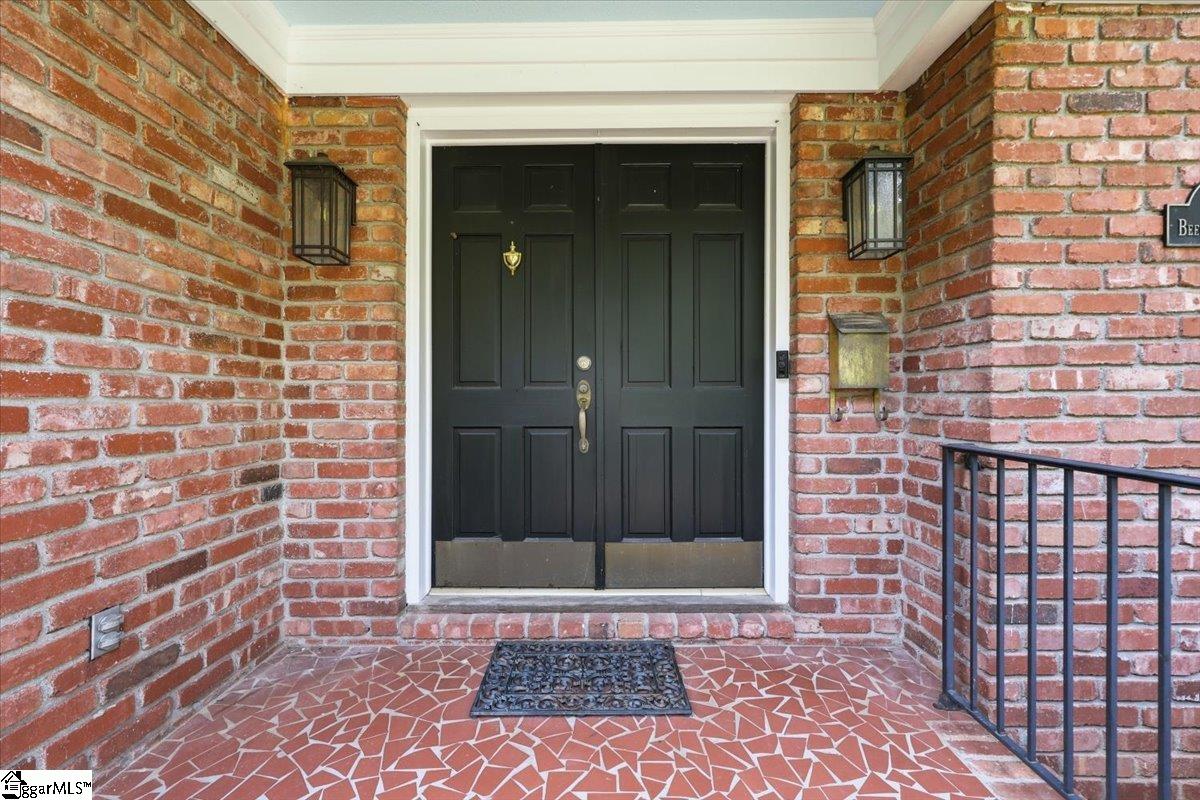 306 Beechwood Drive