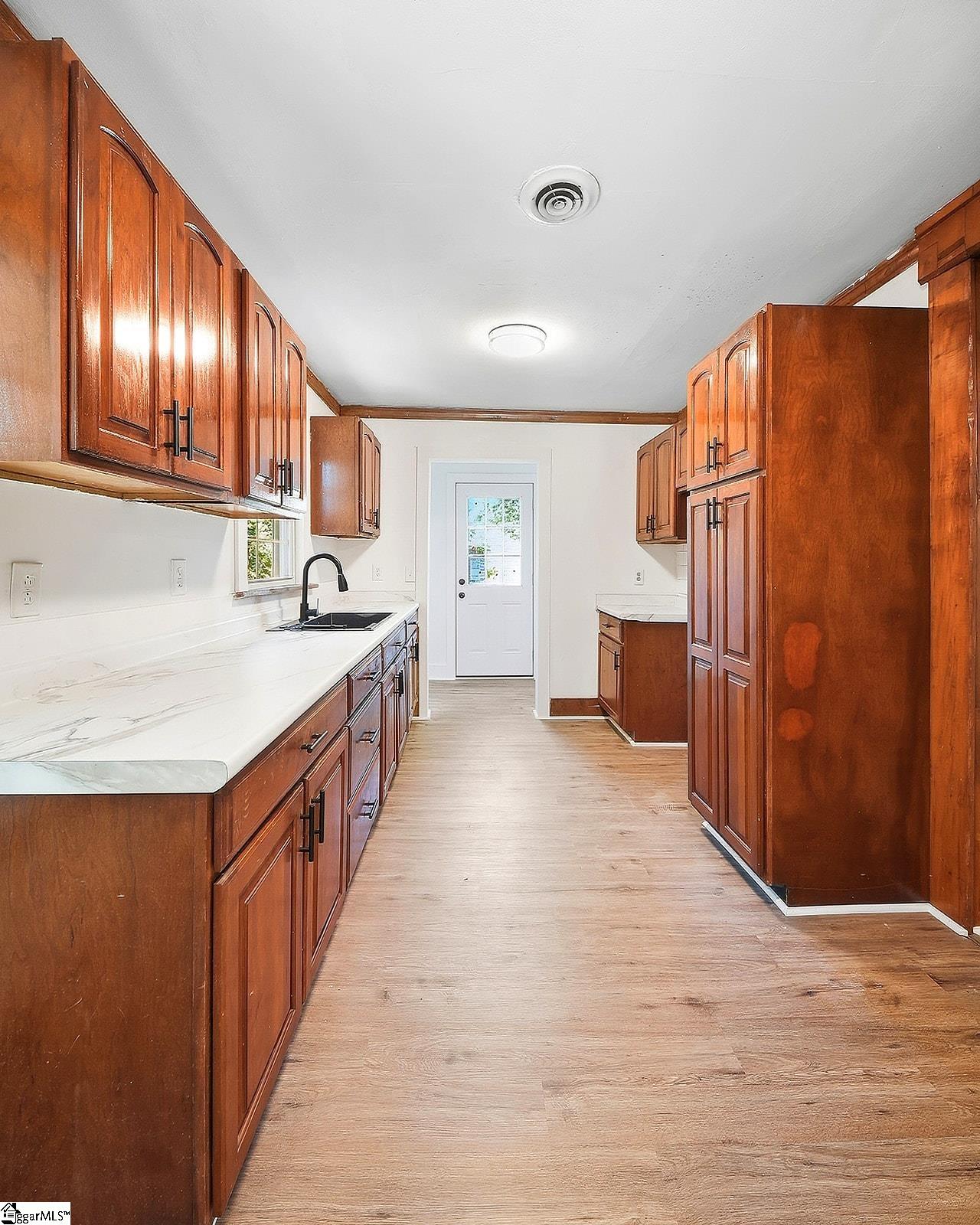652 Union Highway
