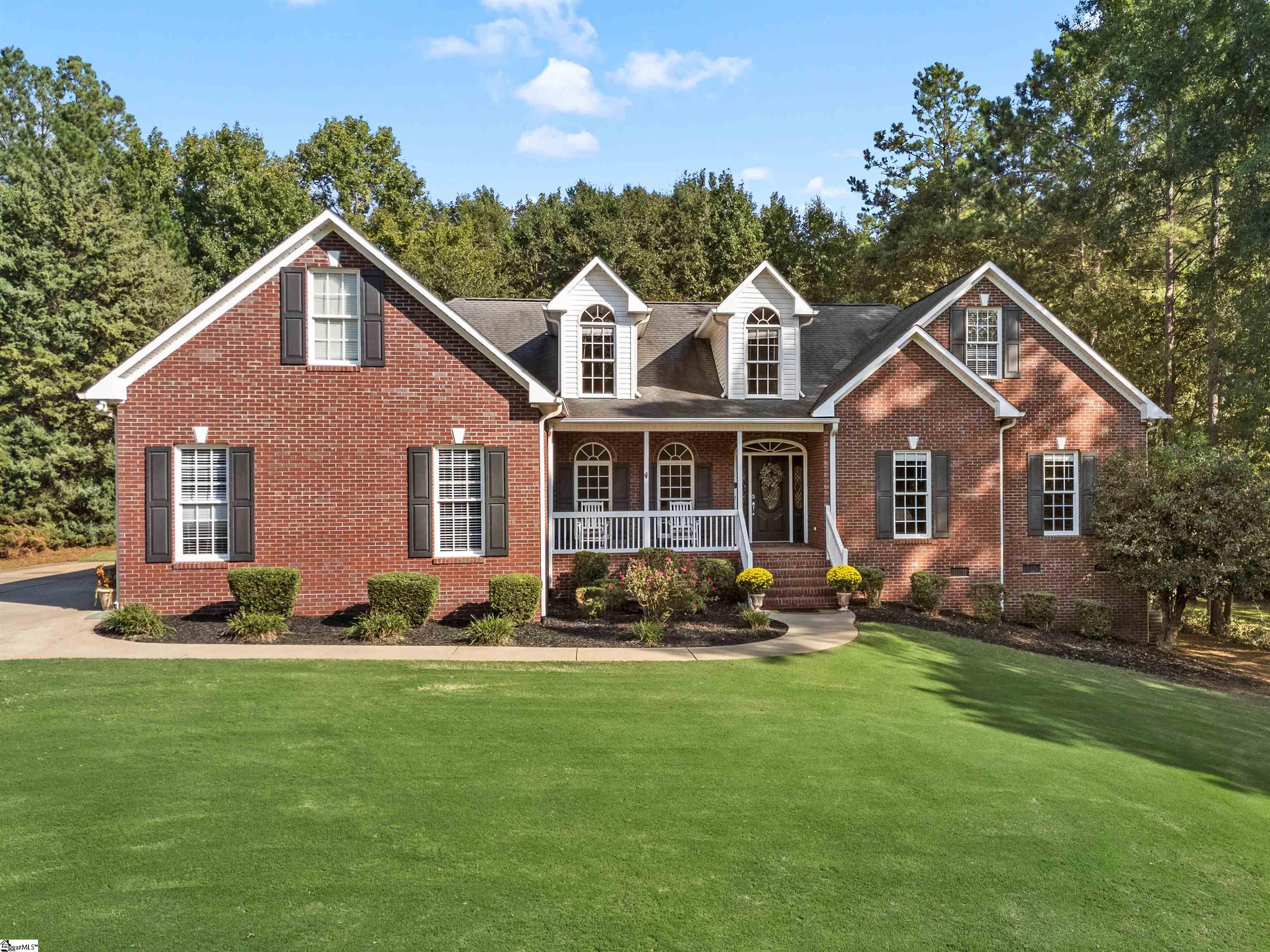 516 Moores Crossing