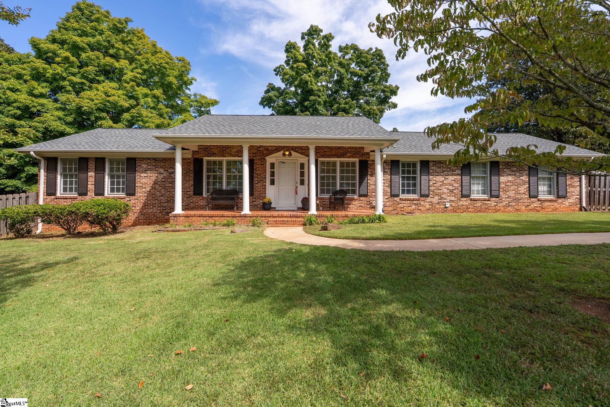 280 Henderson Road