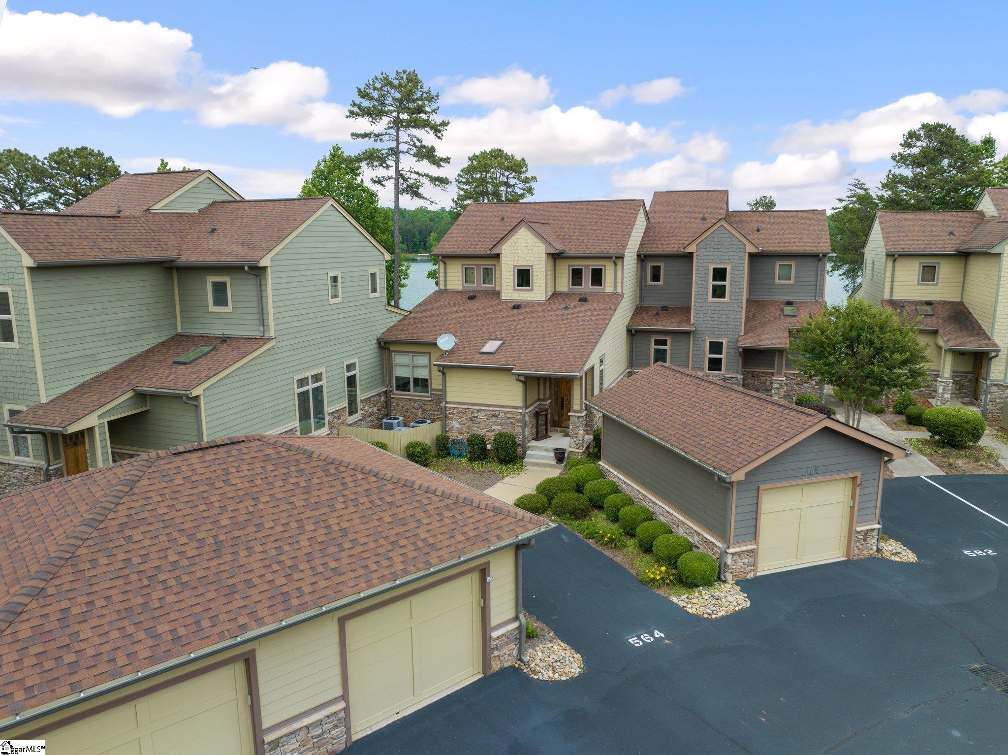 564 Sunset Point Drive