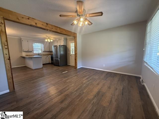 8 Henry Avenue