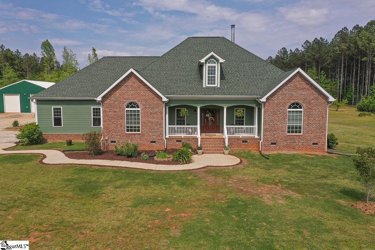 Photo 3 of Single family home for sale at 551 Chiply Rd, Greenwood, SC 29646 | MLS# 1605526 | Listing updated on 2026-10-01
