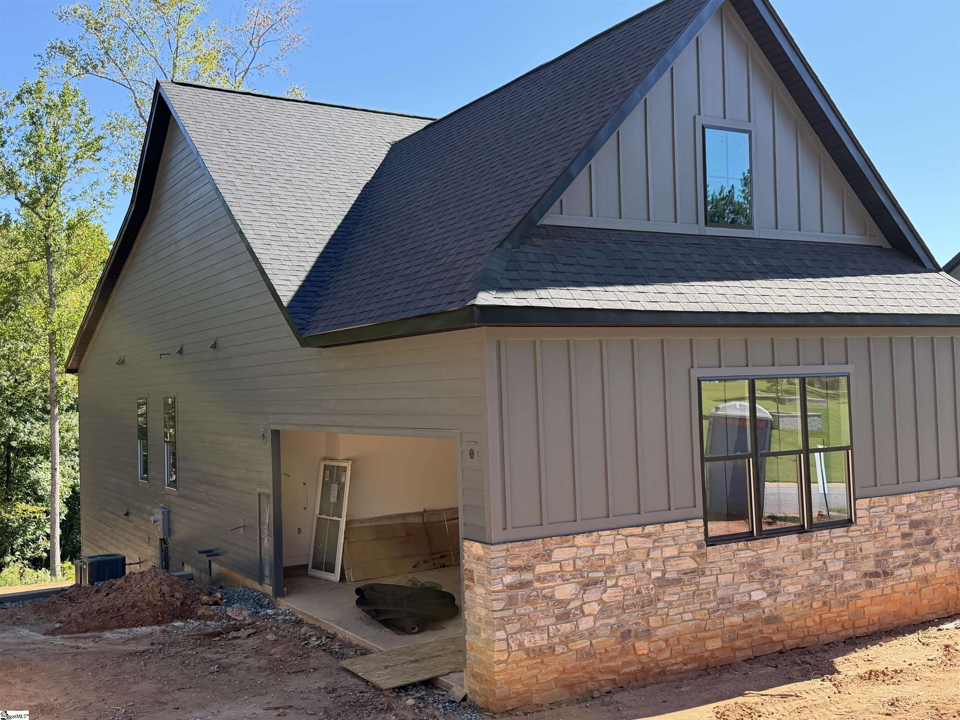 Photo 2 of Single family home for sale at 112 Wedge Way, Travelers Rest, SC 29690 | MLS# 1605529 | Listing updated on 2026-10-03