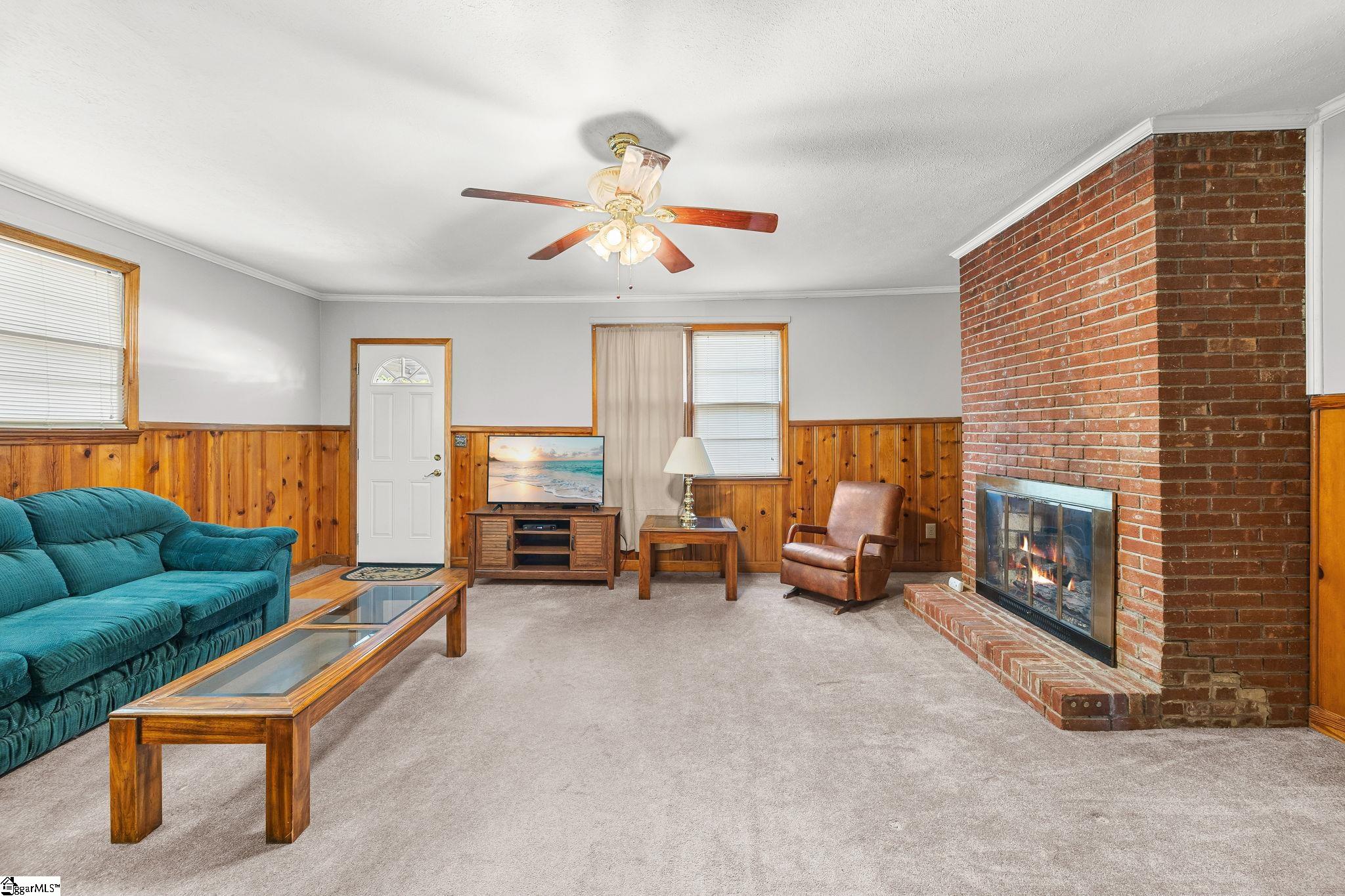 Photo 2 of Single family home for sale at 105 Salem Ct, Greenville, SC 29617 | MLS# 1605585 | Listing updated on 2026-10-04