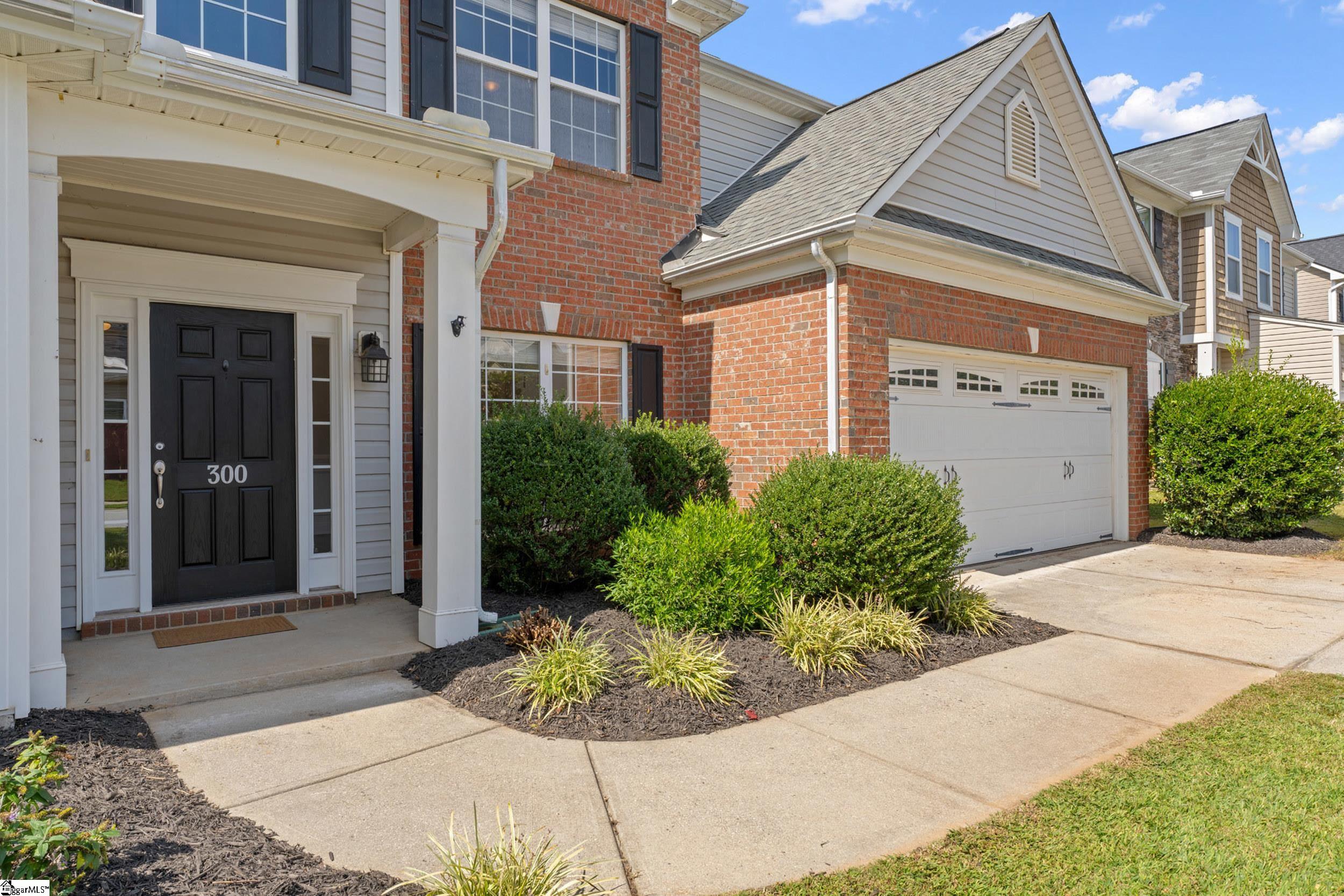 Photo 2 of Single family home for sale at 300 Roanoke Way, Greenville, SC 29607 | MLS# 1605597 | Listing updated on 2026-10-05