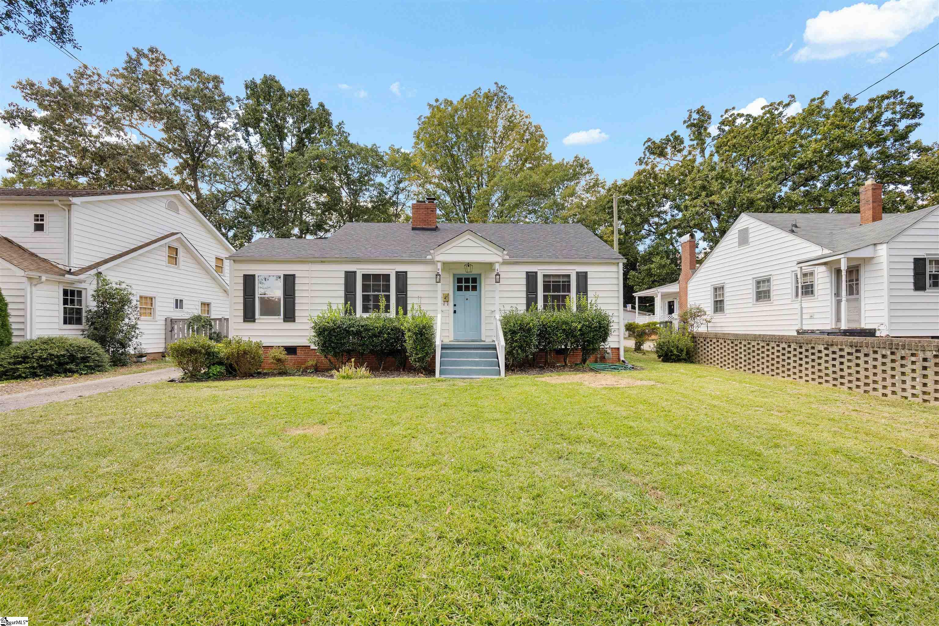 Single family home for sale at 14 Tabor St, Greenville, SC 29609 | MLS# 1605628