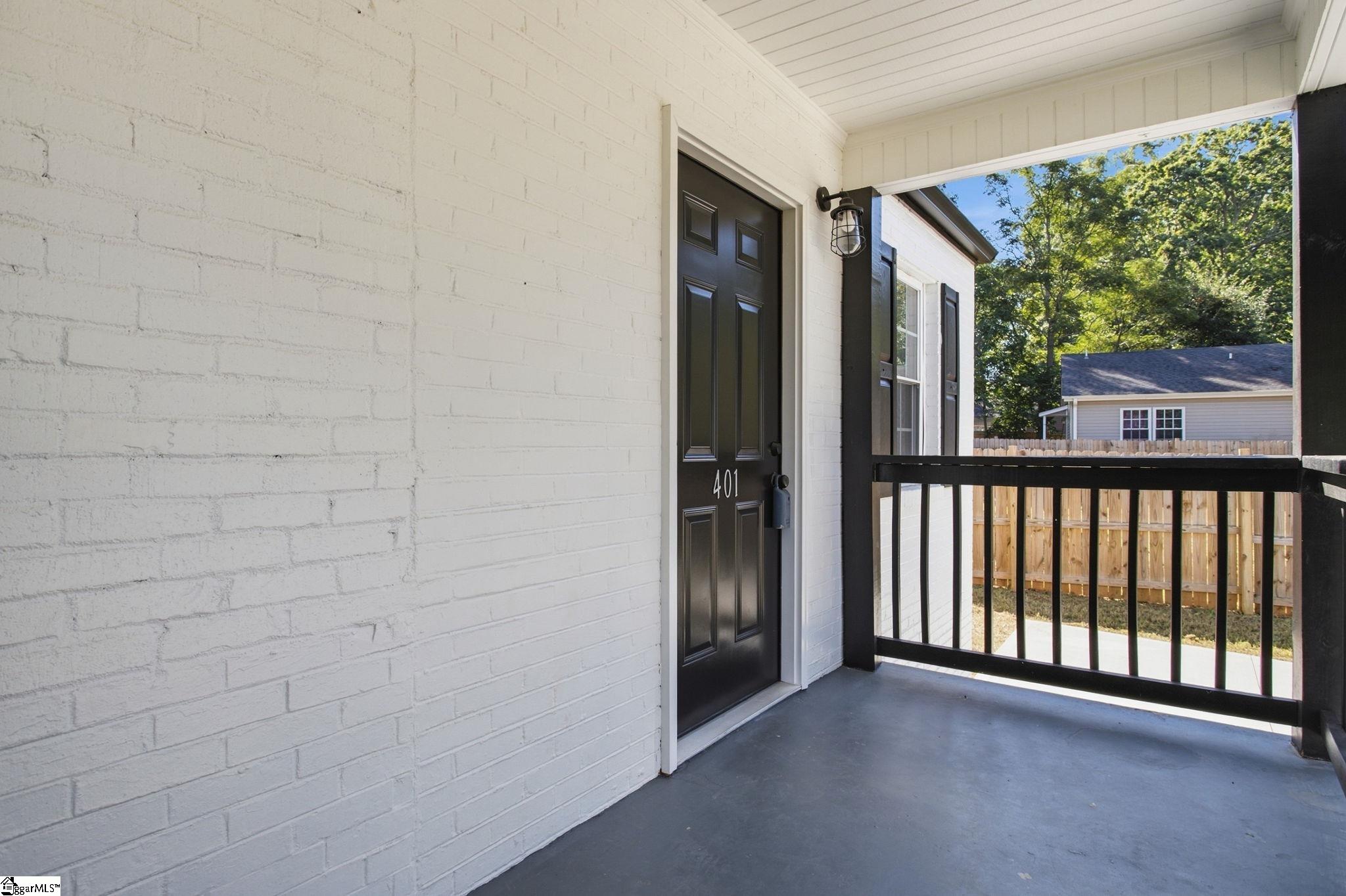 Photo 3 of Single family home for sale at 401 Fair St, Greenville, SC 29609 | MLS# 1605652 | Listing updated on 2026-10-03