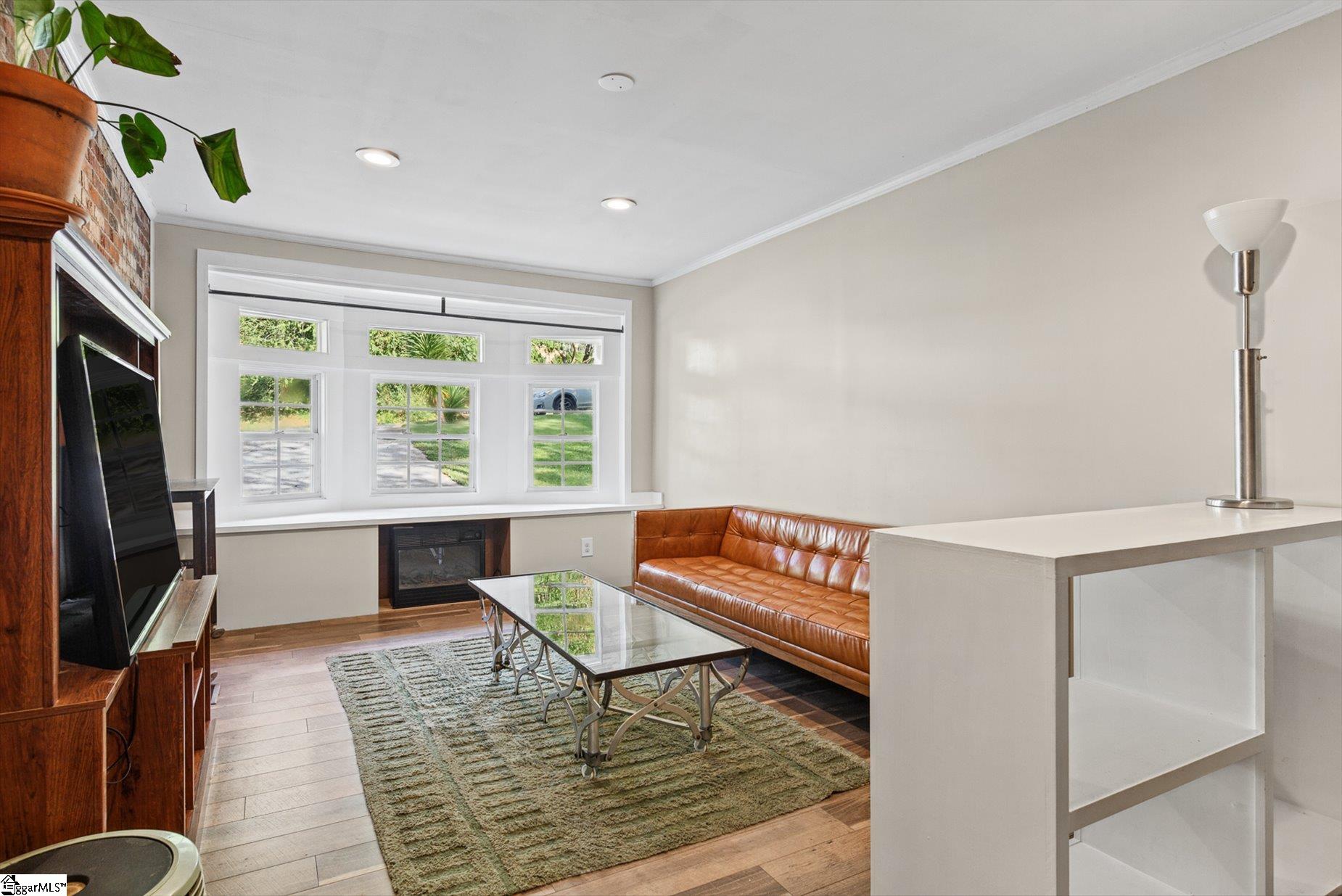 Photo 1 of Single family home for sale at 48 Carriage Dr, Greenville, SC 29609 | MLS# 1605696 | Listing updated on 2026-10-04