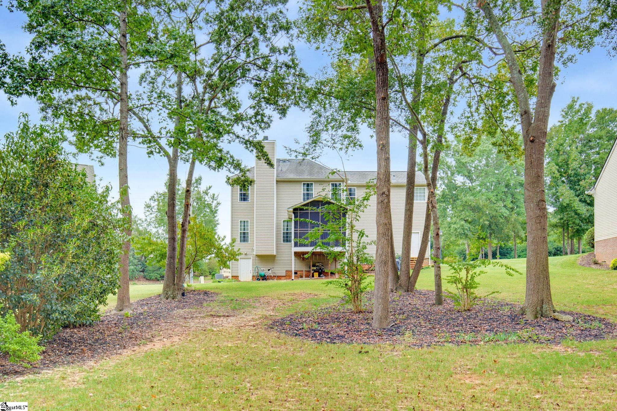 Photo 4 of Single family home for sale at 500 Summerridge Ct, Simpsonville, SC 29681 | MLS# 1605723 | Listing updated on 2026-10-05