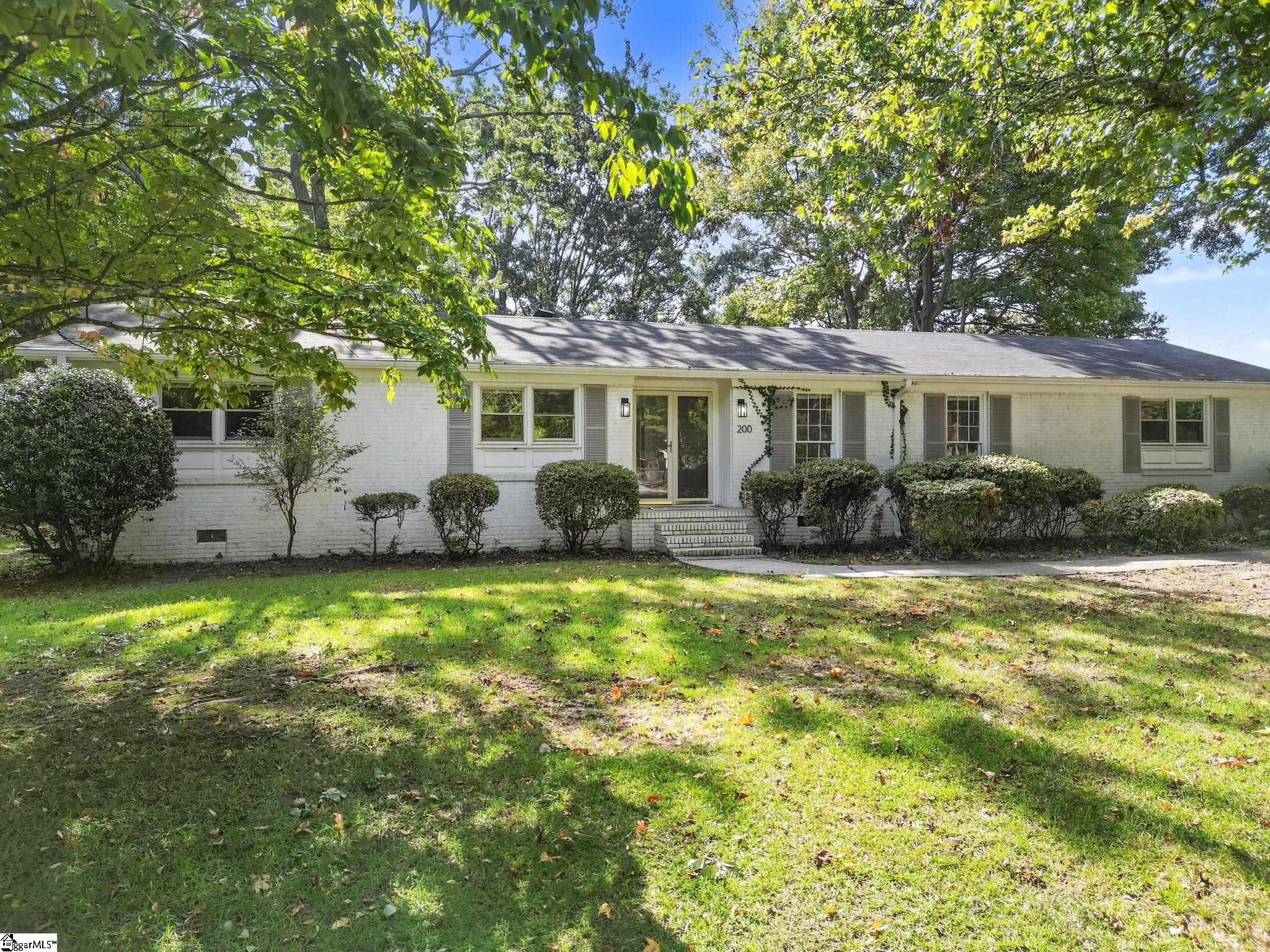 Single family home for sale at 200 Lanewood Dr, Greenville, SC 29607 | MLS# 1605731