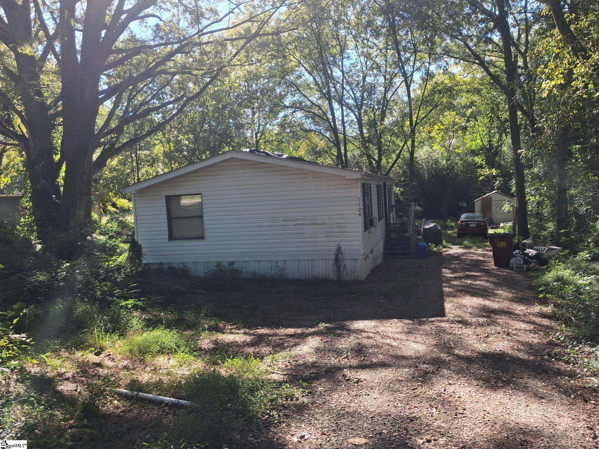 Photo 1 of Manufactured home for sale at 1124 Upper Valley Fls Rd, Boiling Springs, SC 29316 | MLS# 1605743 | Listing updated on 2026-10-05