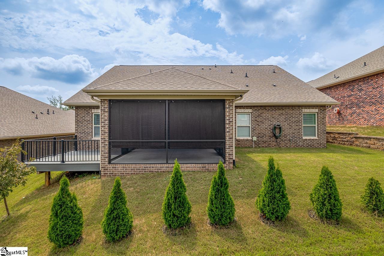 Photo 3 of Single family home for sale at 517 Flying Squirrel Way, Greenville, SC 29605 | MLS# 1605761 | Listing updated on 2026-10-05