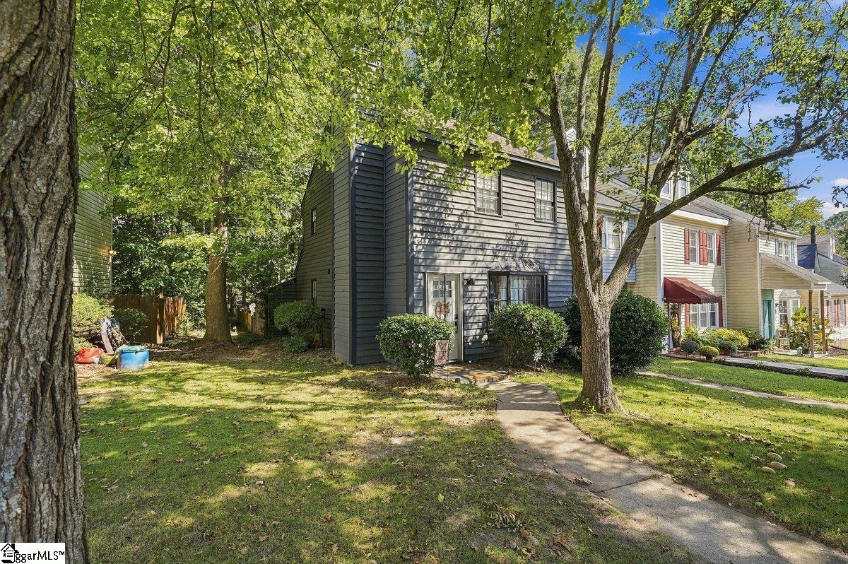 Photo 2 of Townhouse for sale at 51 Hidden Spings Rd, Spartanburg, SC 29302 | MLS# 1605767 | Listing updated on 2026-10-05