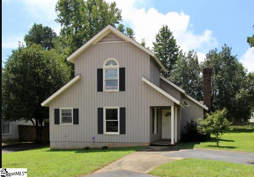 Single family home for sale at 118 Sunrise Rd, Spartanburg, SC 29302 | MLS# 1605803