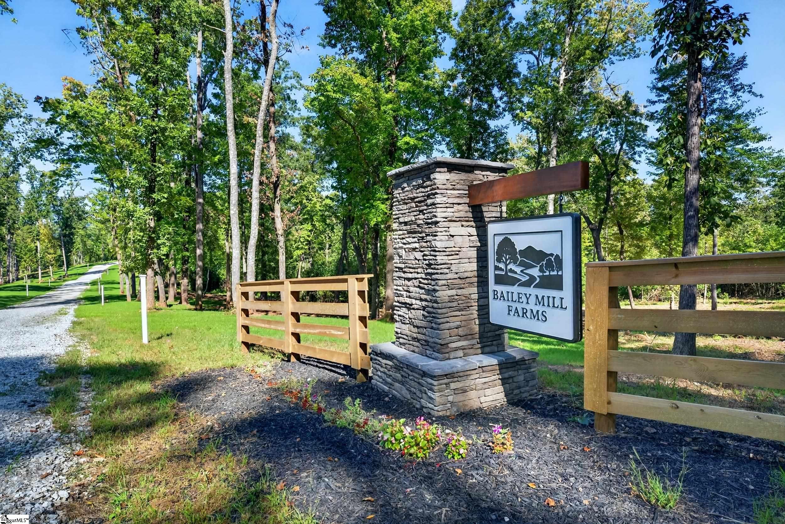 Land for sale at 520 Chinquapin Rd, Travelers Rest, SC 29690 | MLS# 1605816