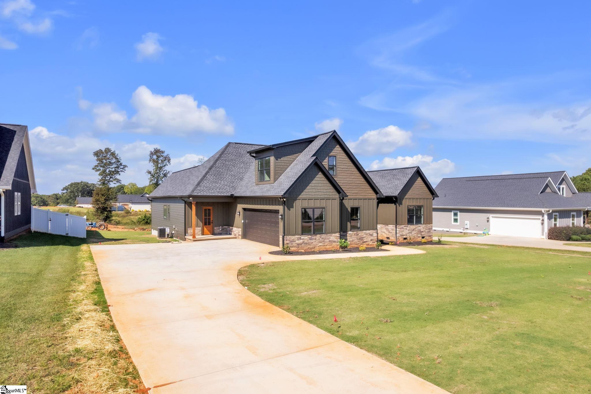 Photo 3 of Single family home for sale at 441 Gramling School Rd, Inman, SC 29349 | MLS# 1605950 | Listing updated on 2026-10-07