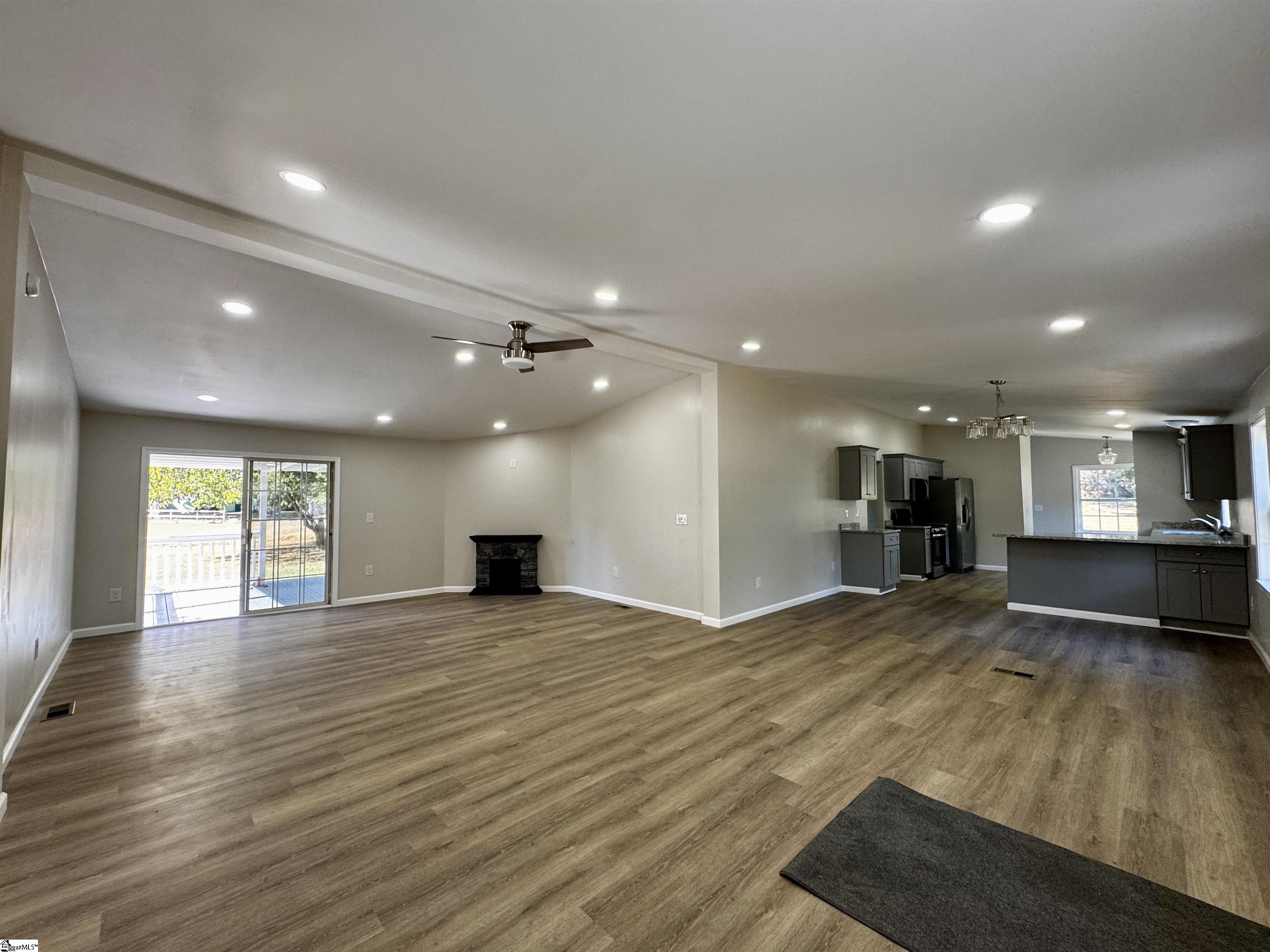 Photo 4 of Manufactured home for sale at 710 E Victor Hl Rd, Duncan, SC 29334 | MLS# 1606009 | Listing updated on 2026-10-07