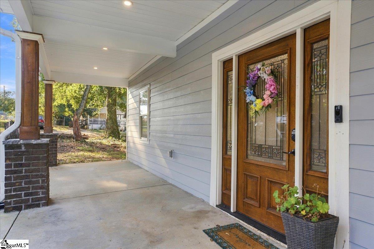 Photo 2 of Single family home for sale at 327 Rehobeth School Rd, Piedmont, SC 29673 | MLS# 1606027 | Listing updated on 2026-10-07