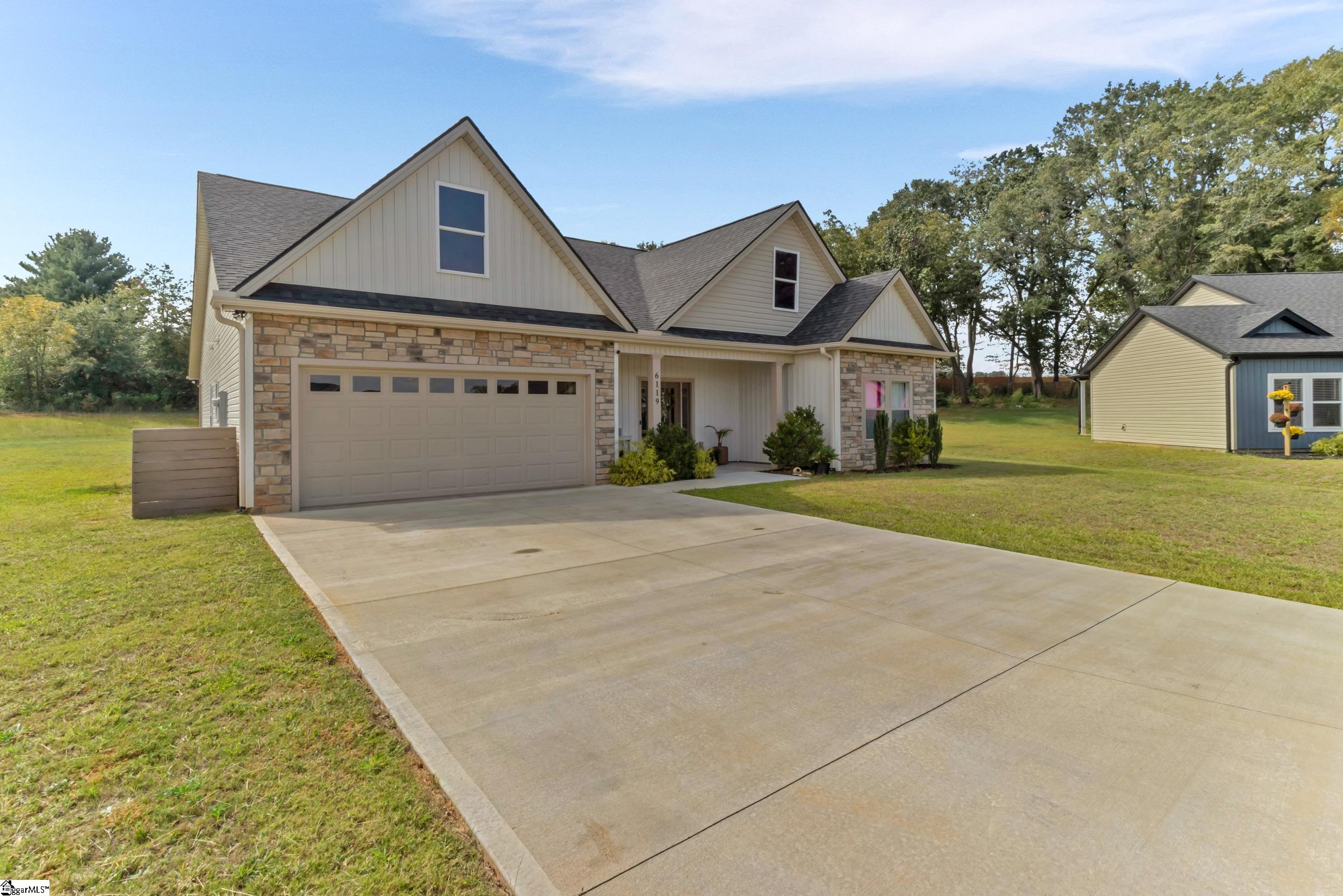 Photo 2 of Single family home for sale at 6119 Tributary Way, Chesnee, SC 29323 | MLS# 1606064 | Listing updated on 2026-10-08