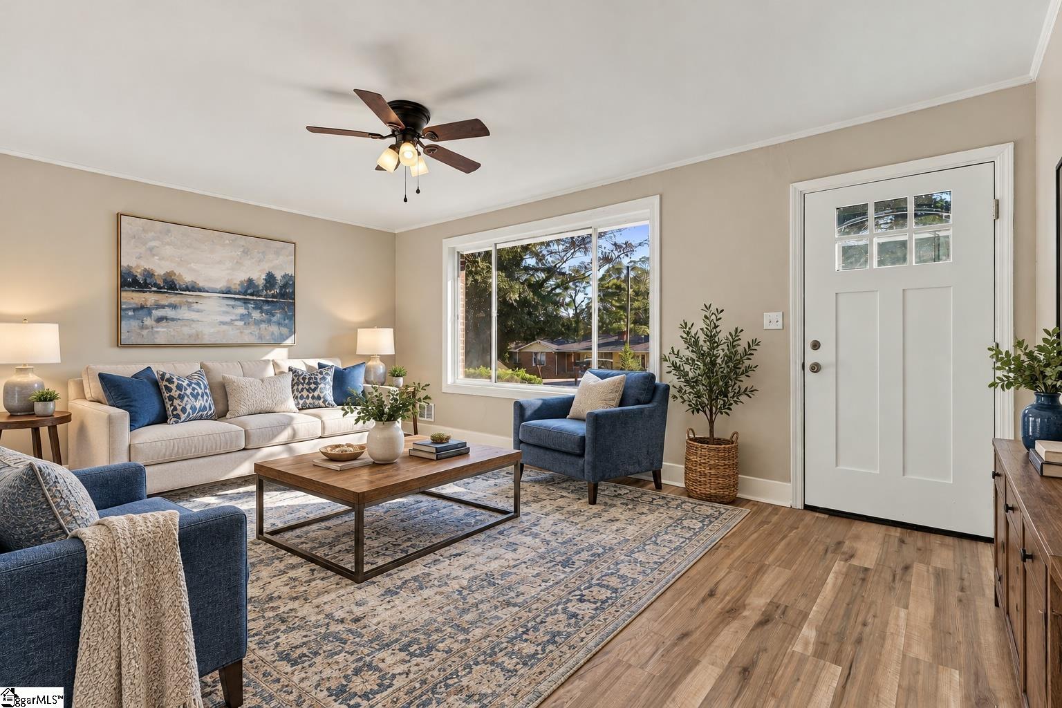 Photo 2 of Single family home for sale at 15 Knox St, Greenville, SC 29605 | MLS# 1606082 | Listing updated on 2026-10-08
